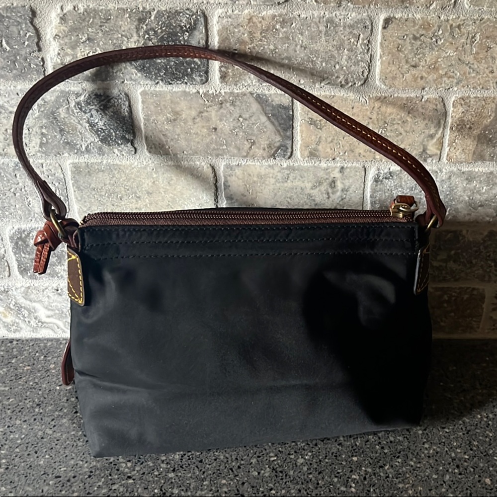 Dooney & Bourke Black Handbag with Brown Leather Strap and Hot Pink Interior - Picture 8 of 16